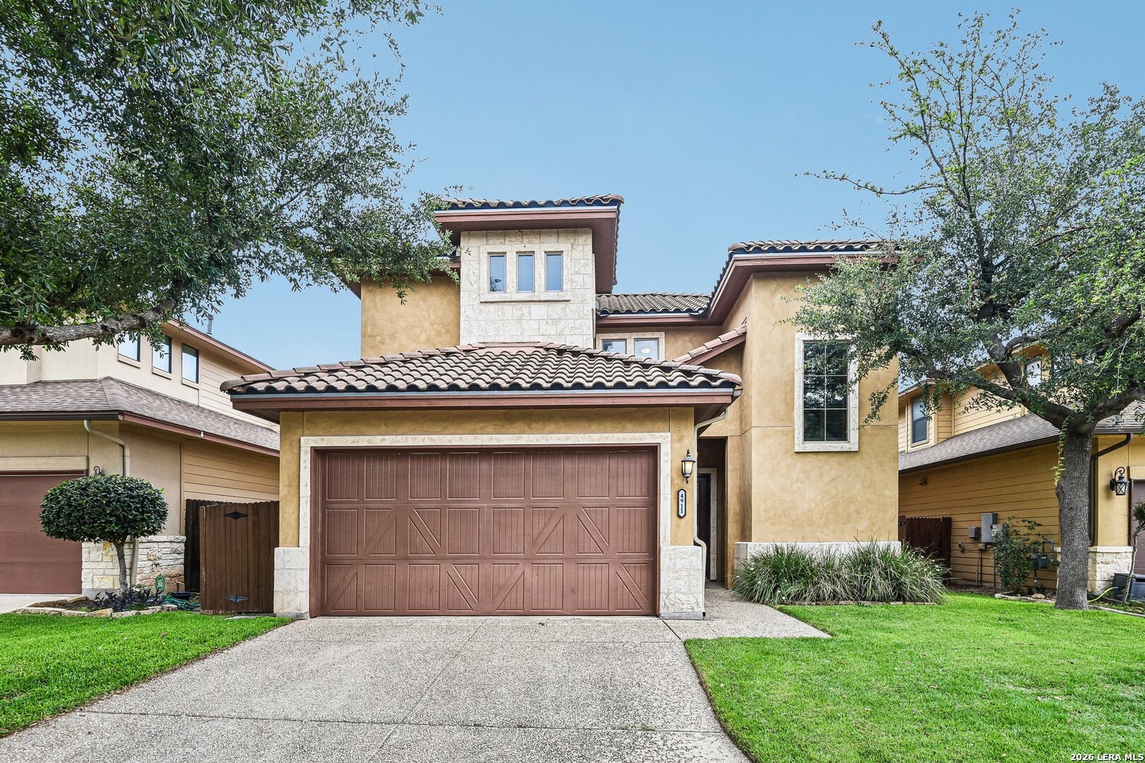 4911 Country Cove
