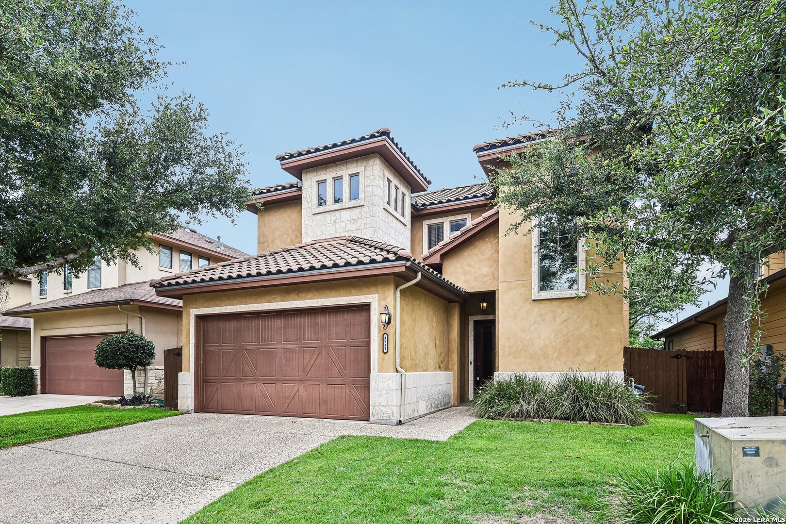 4911 Country Cove