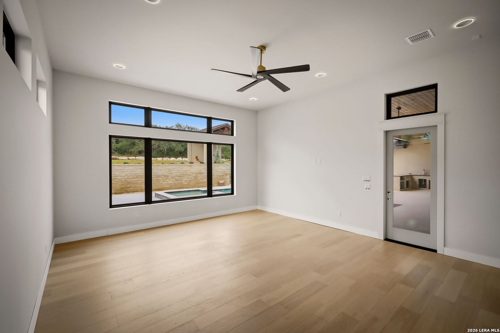 11229 Ensor