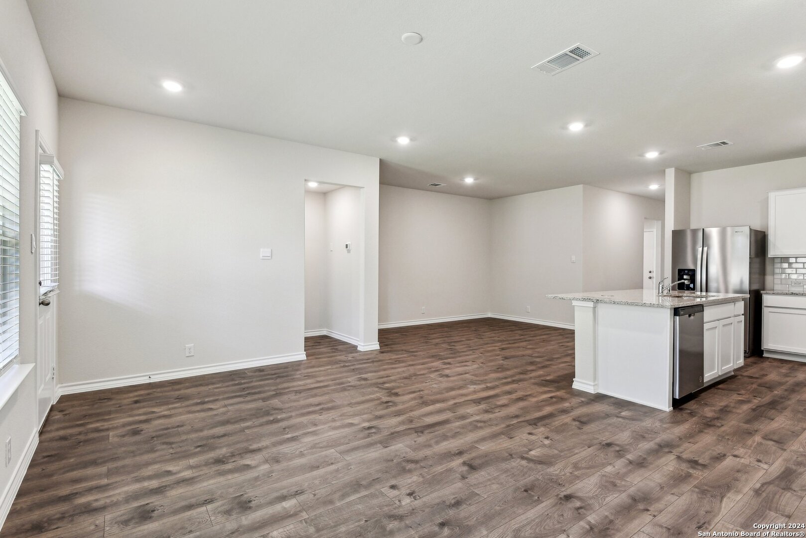 21281 Millstream Bend