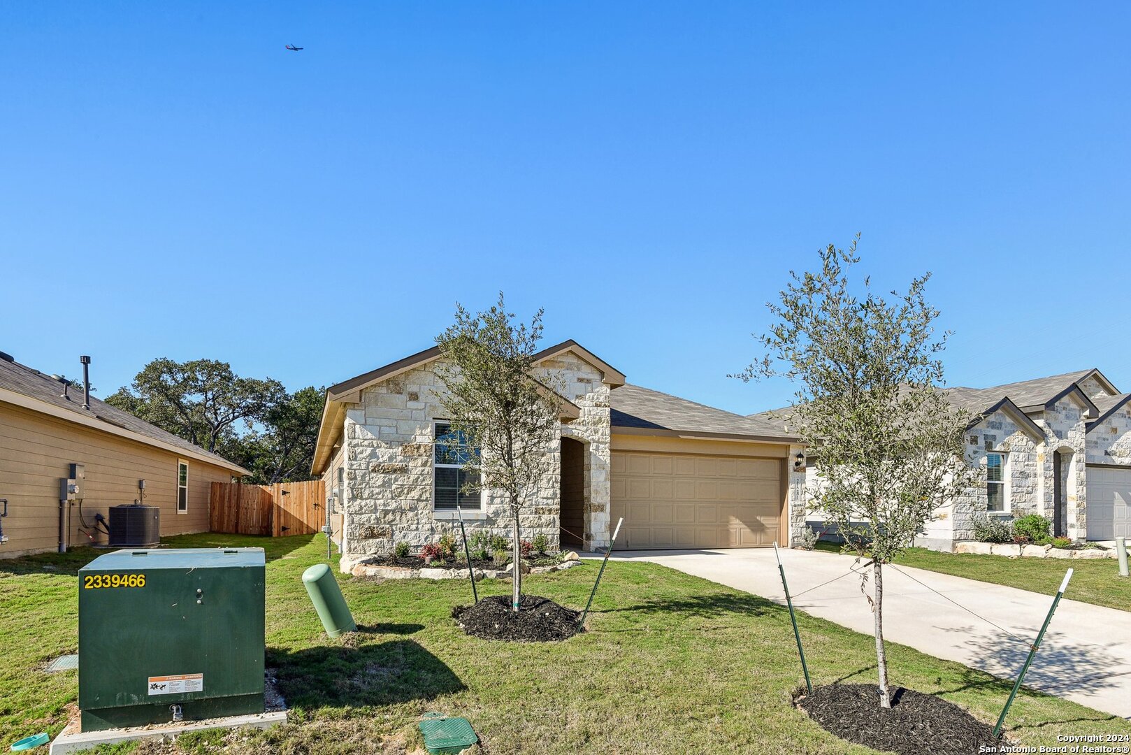 21281 Millstream Bend