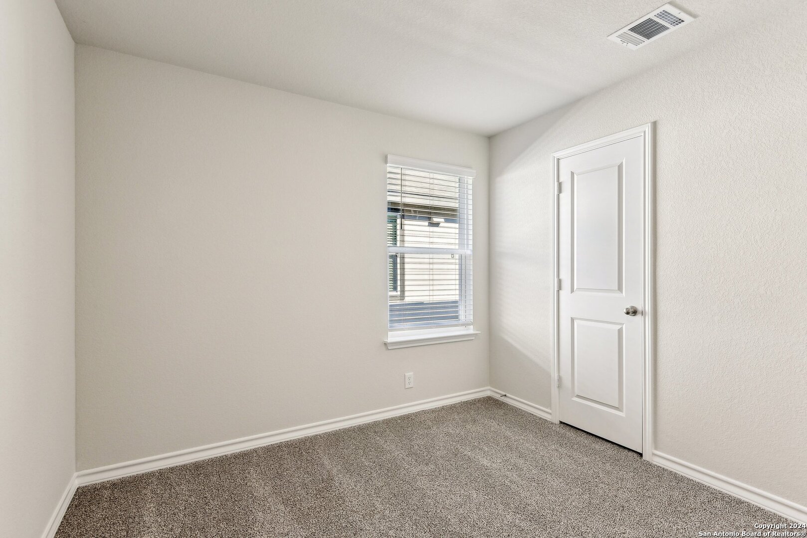 21281 Millstream Bend
