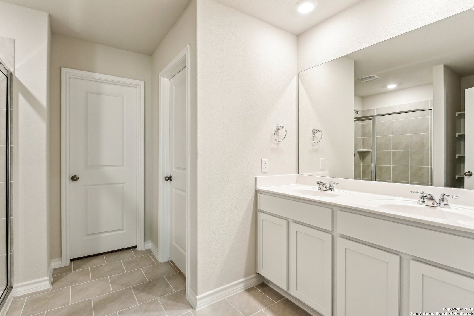 21281 Millstream Bend