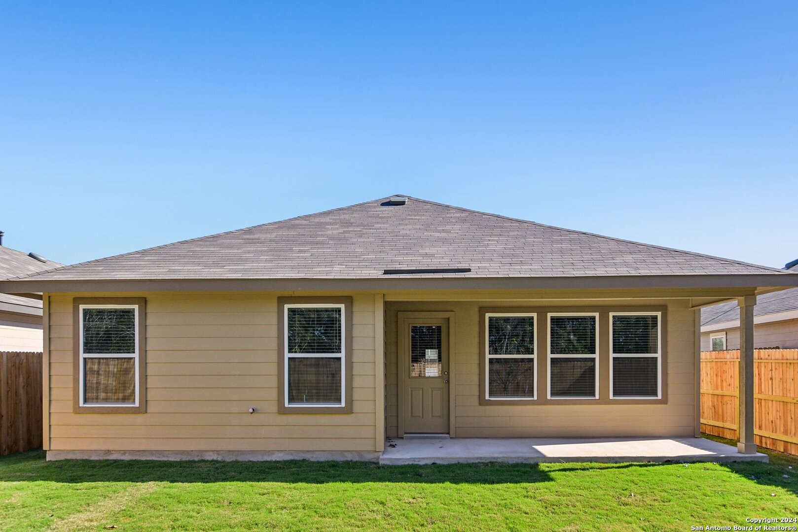 21281 Millstream Bend