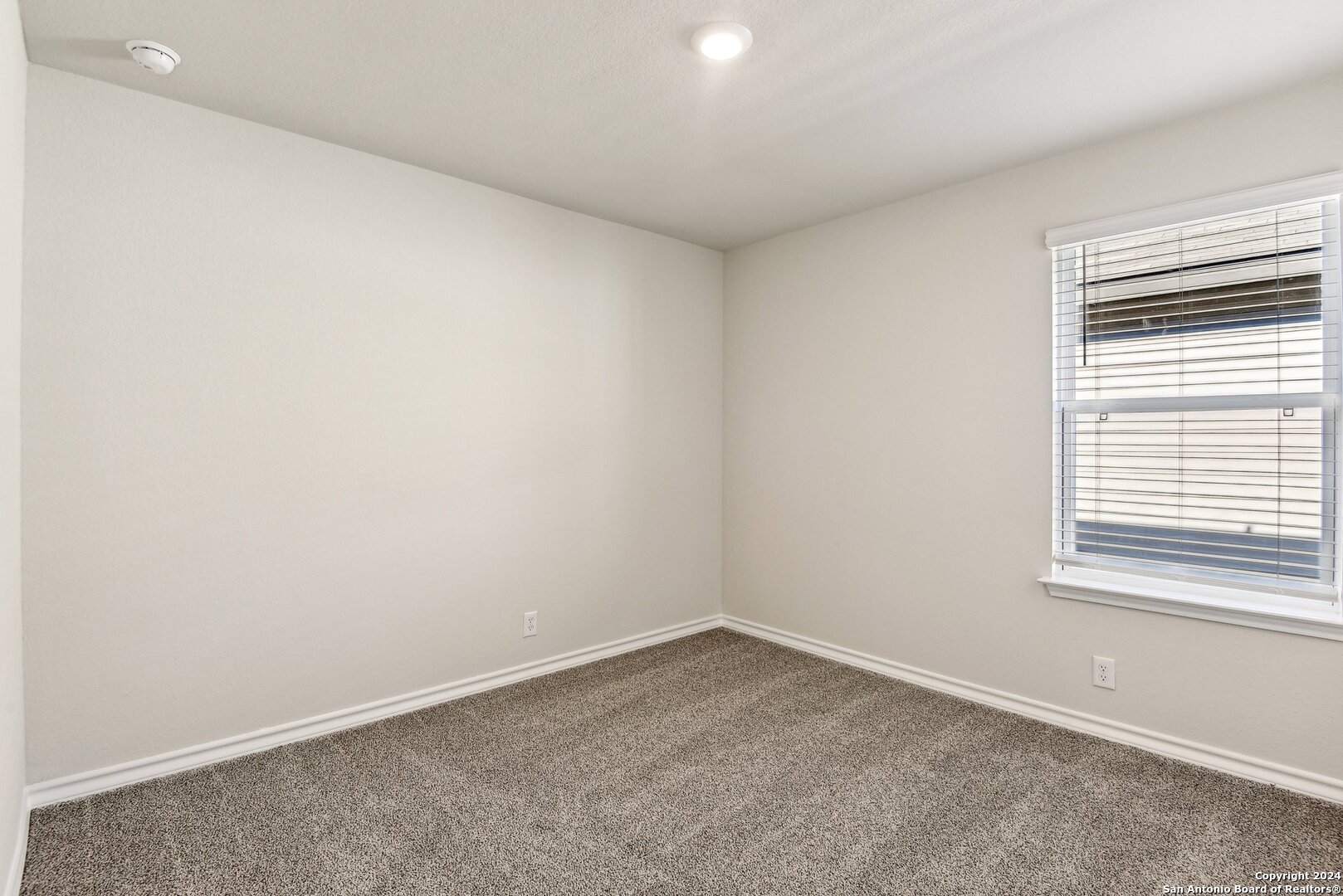 21281 Millstream Bend