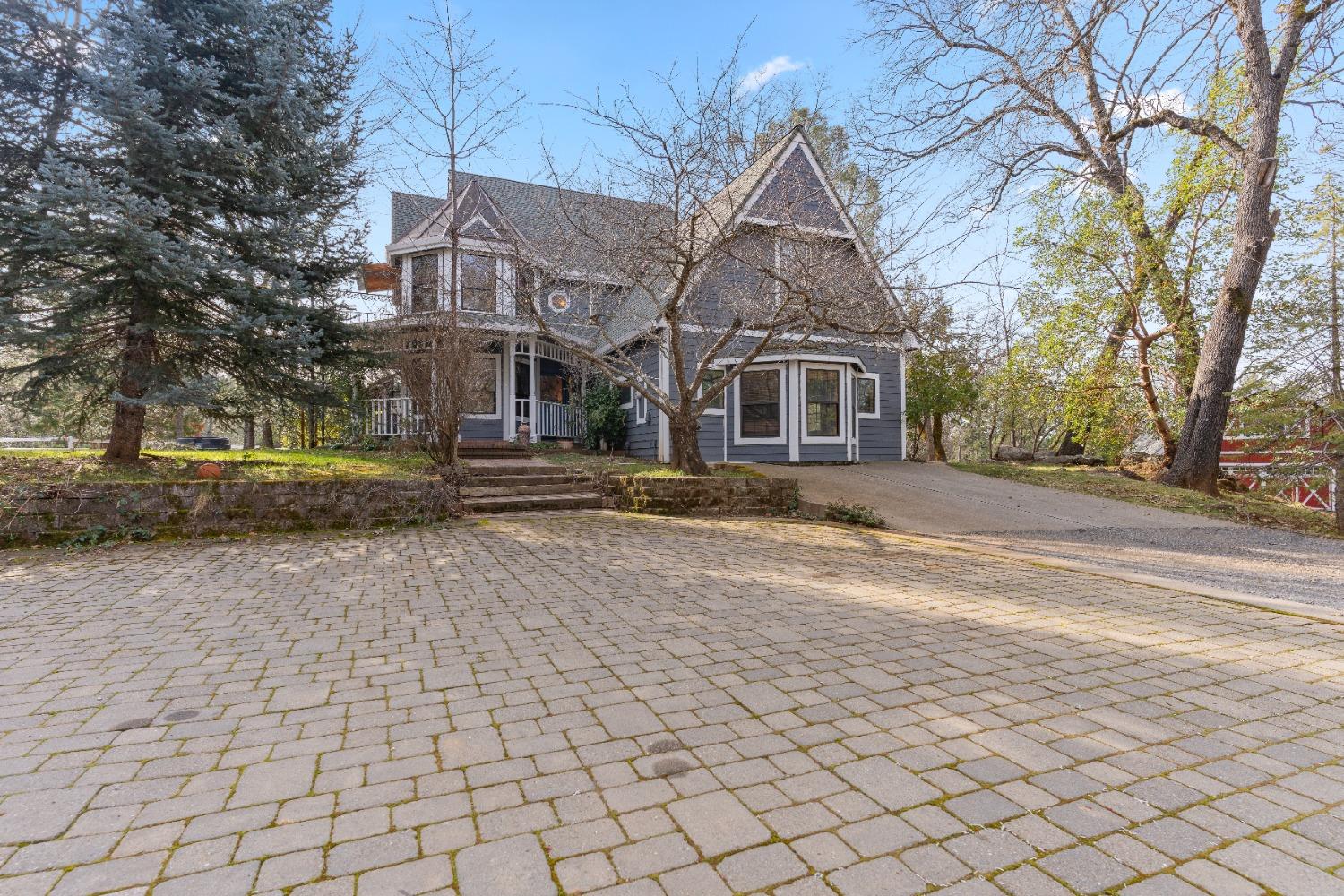 12931 Gray Lane