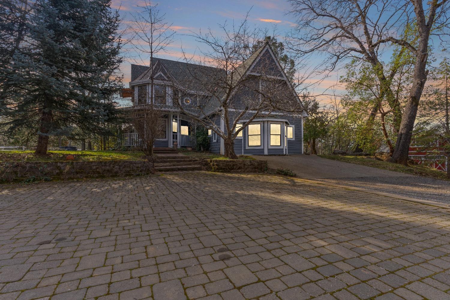 12931 Gray Lane