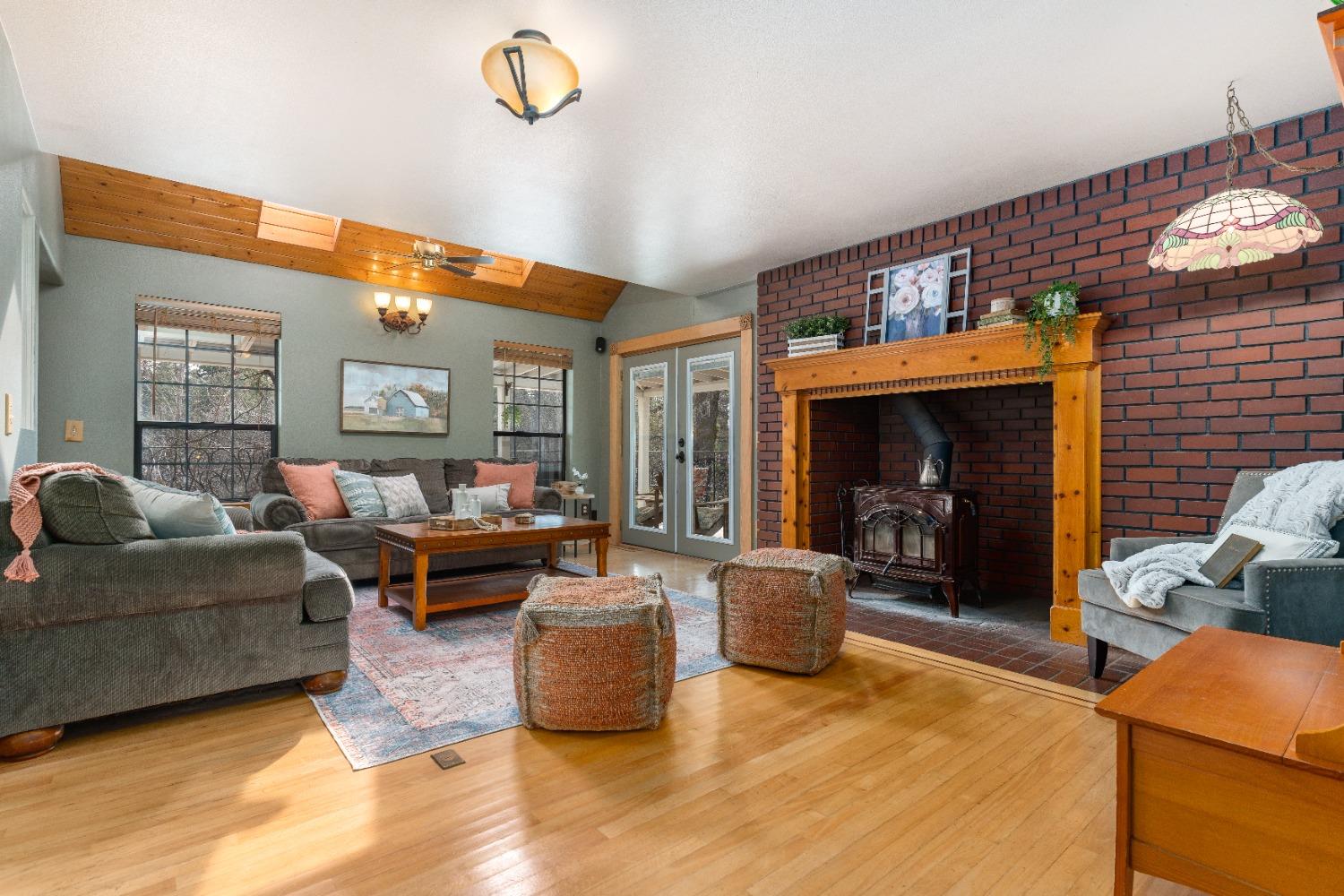 12931 Gray Lane