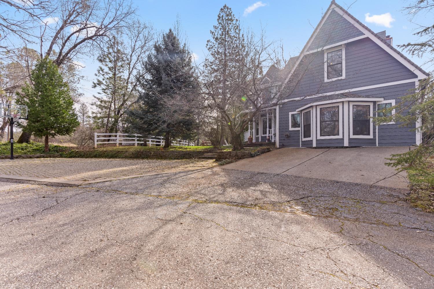 12931 Gray Lane