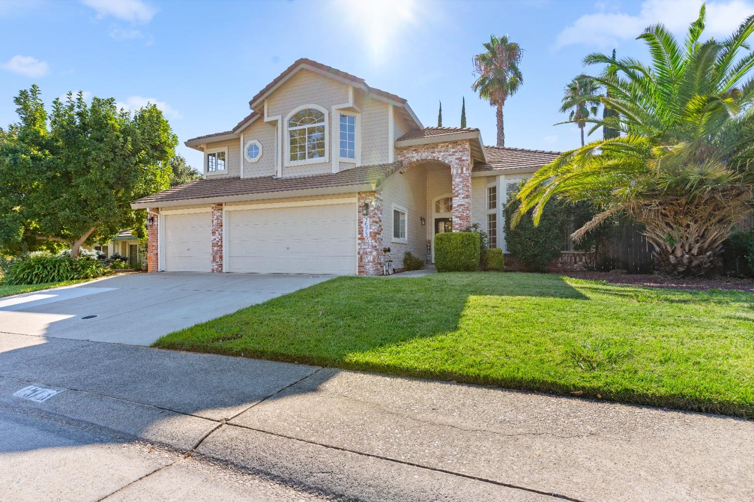 7573 Wickham Drive
