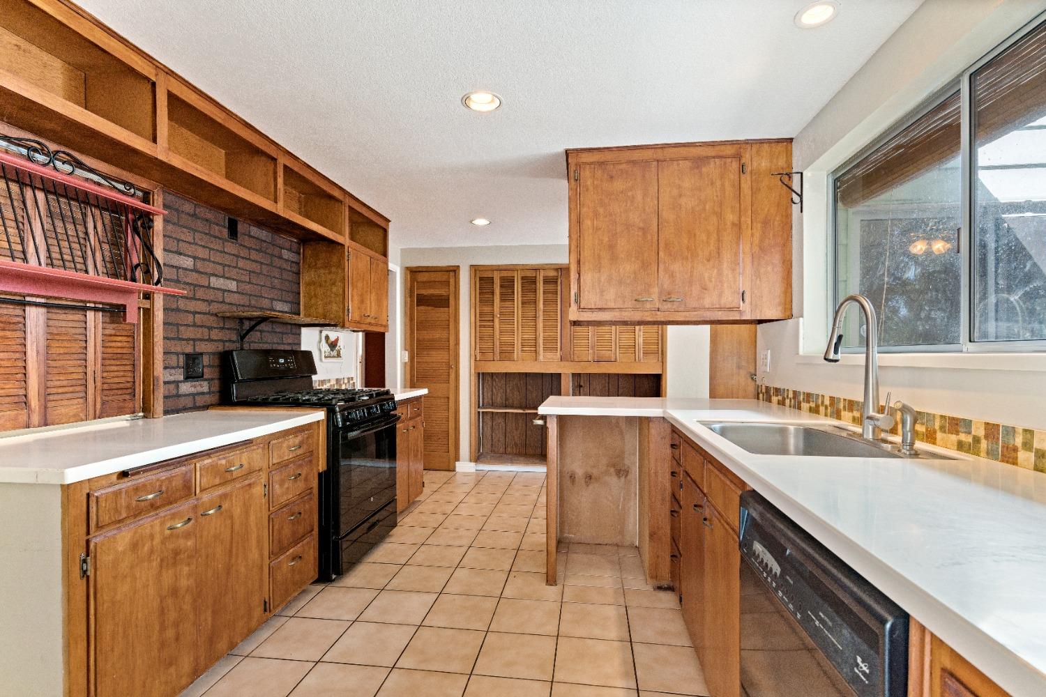 22065 State Highway 20