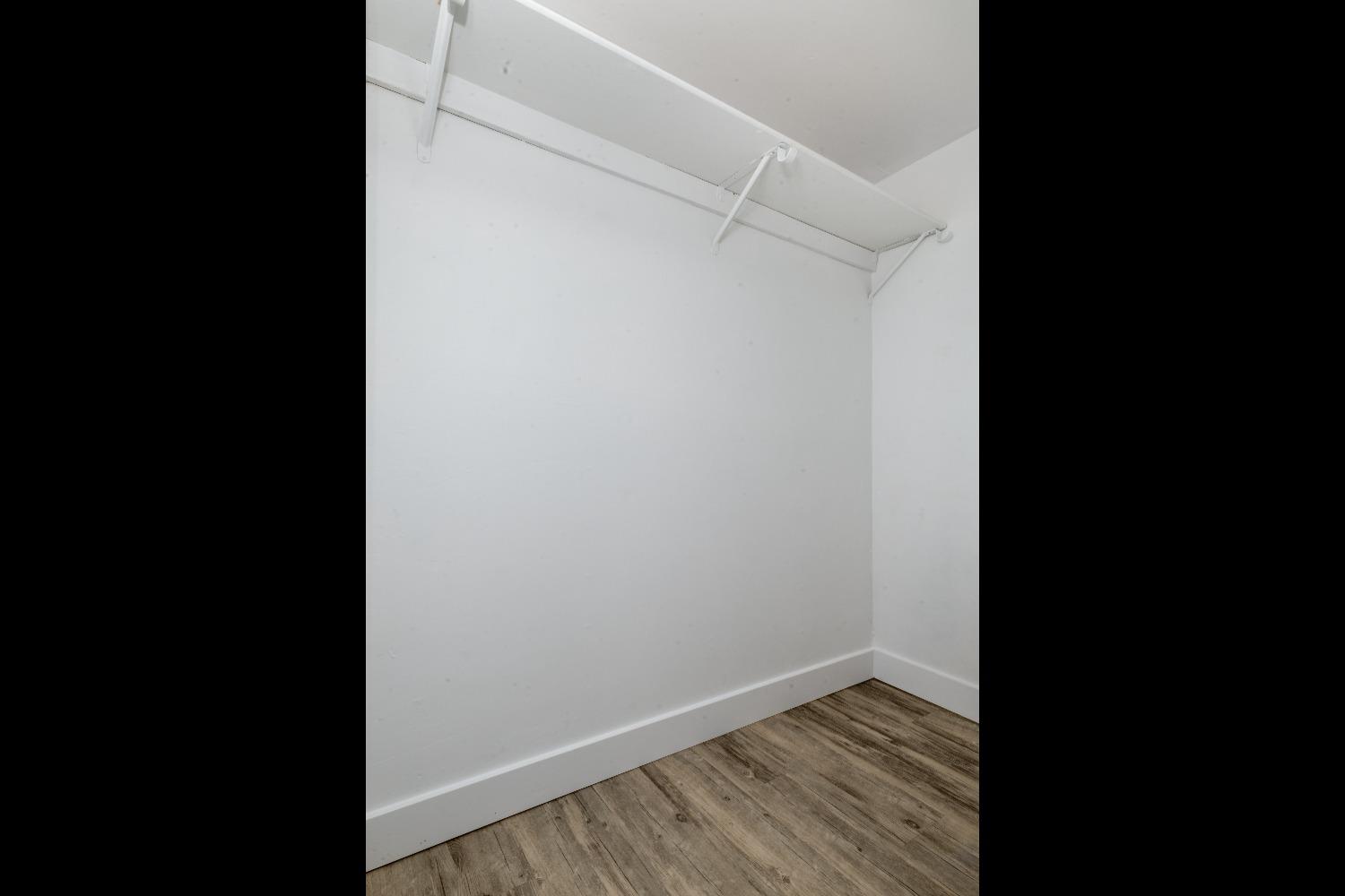 138 W Empire Street