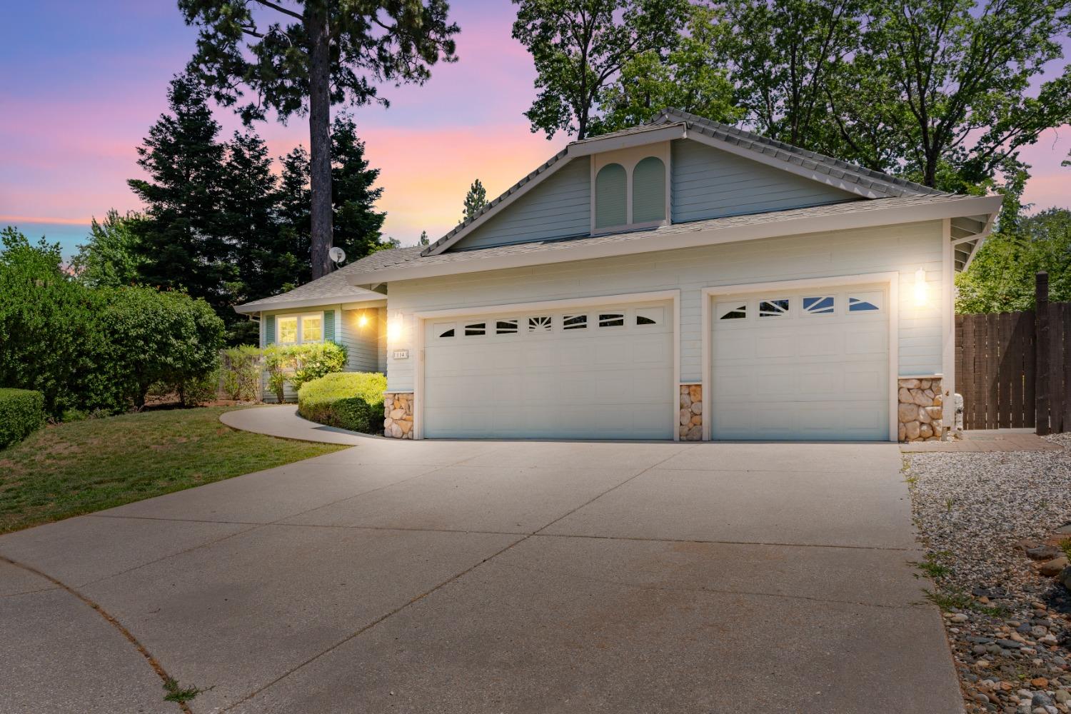114 Grey Owl Court
