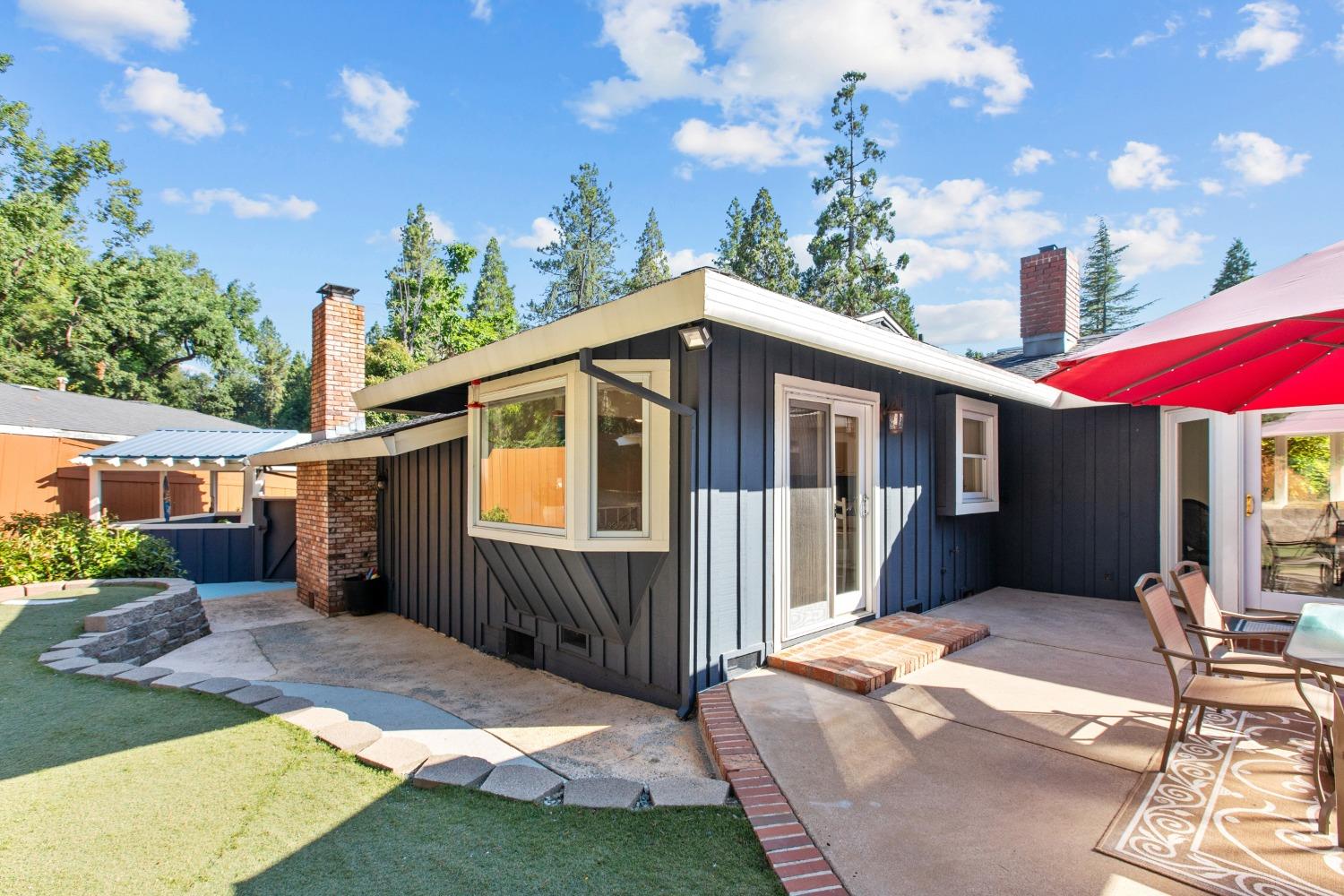 12223 Gayle Lane