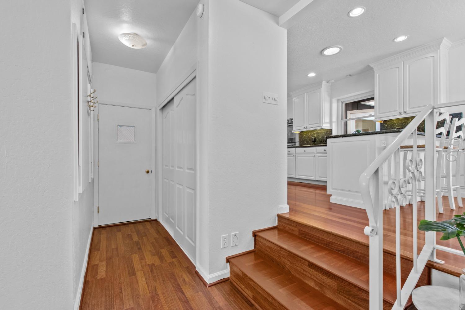 12223 Gayle Lane