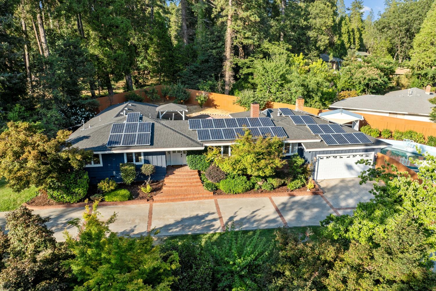 12223 Gayle Lane