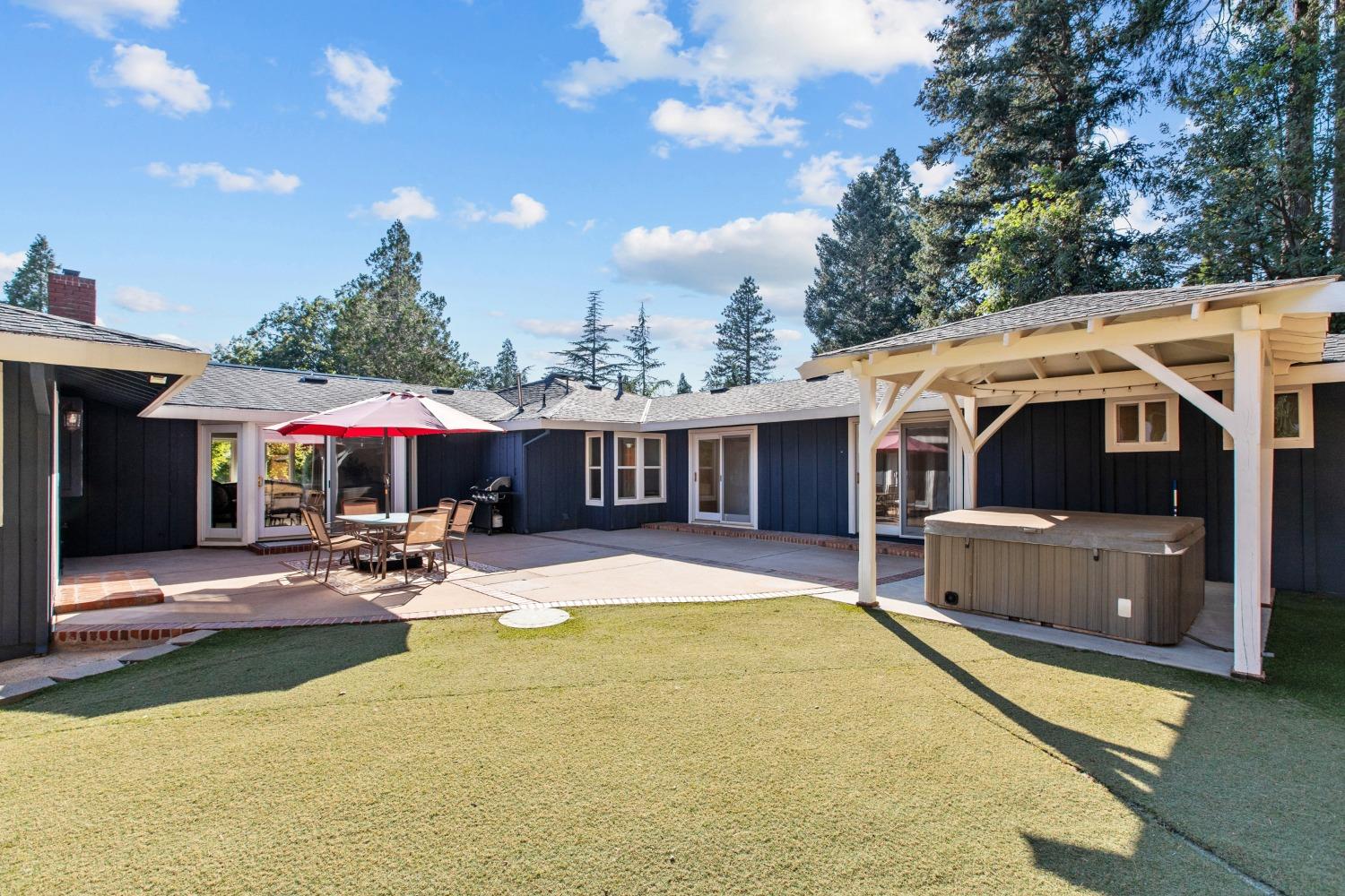 12223 Gayle Lane