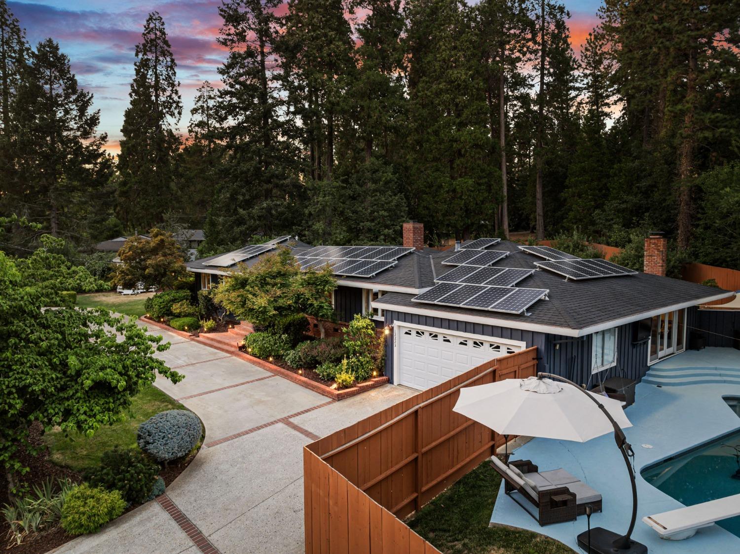 12223 Gayle Lane