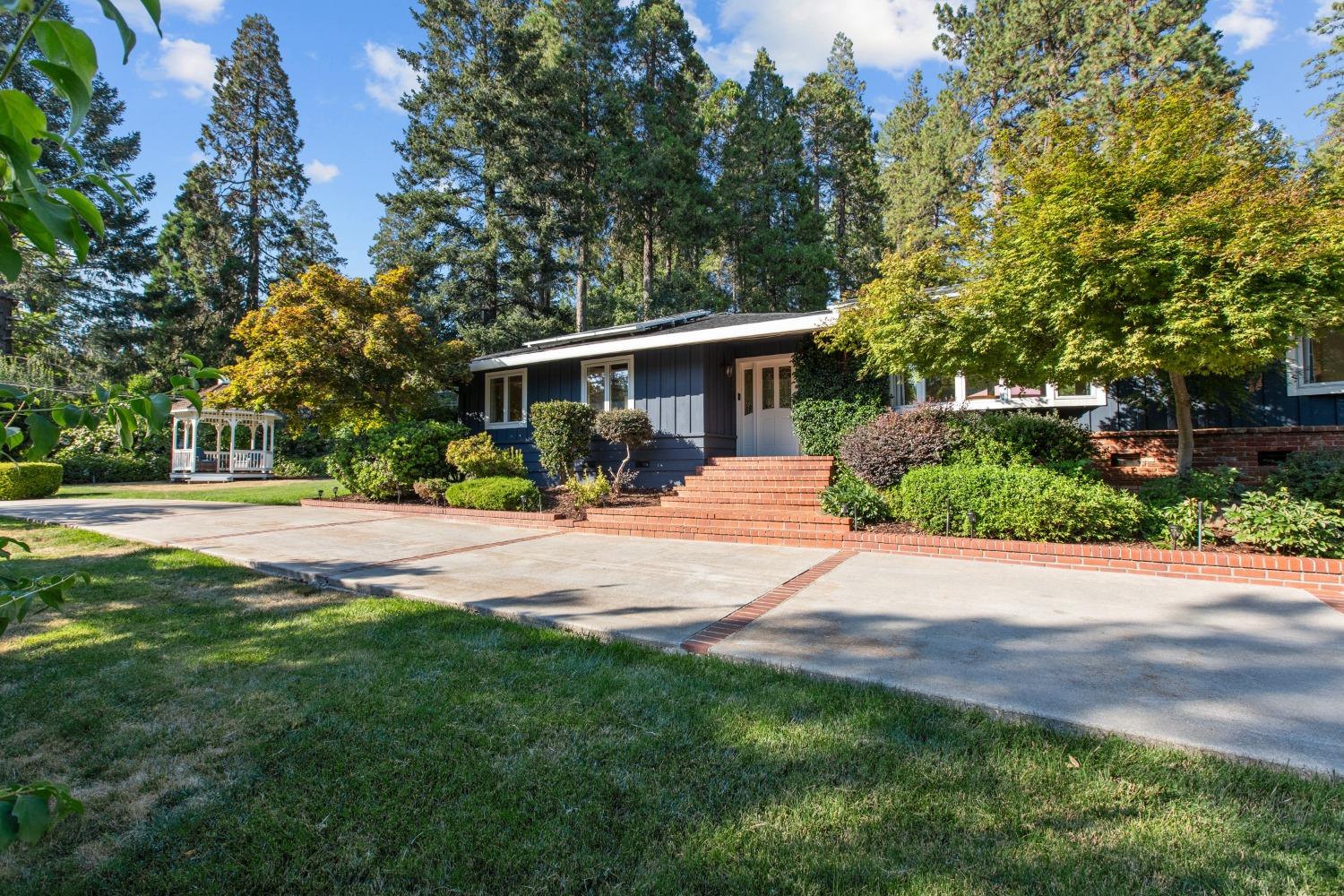 12223 Gayle Lane