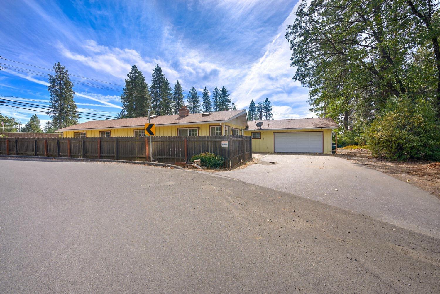 10000 Kenwood Dr