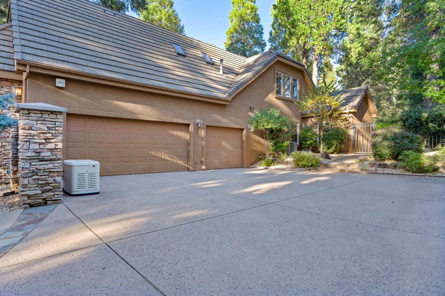 13101 Somerset Drive