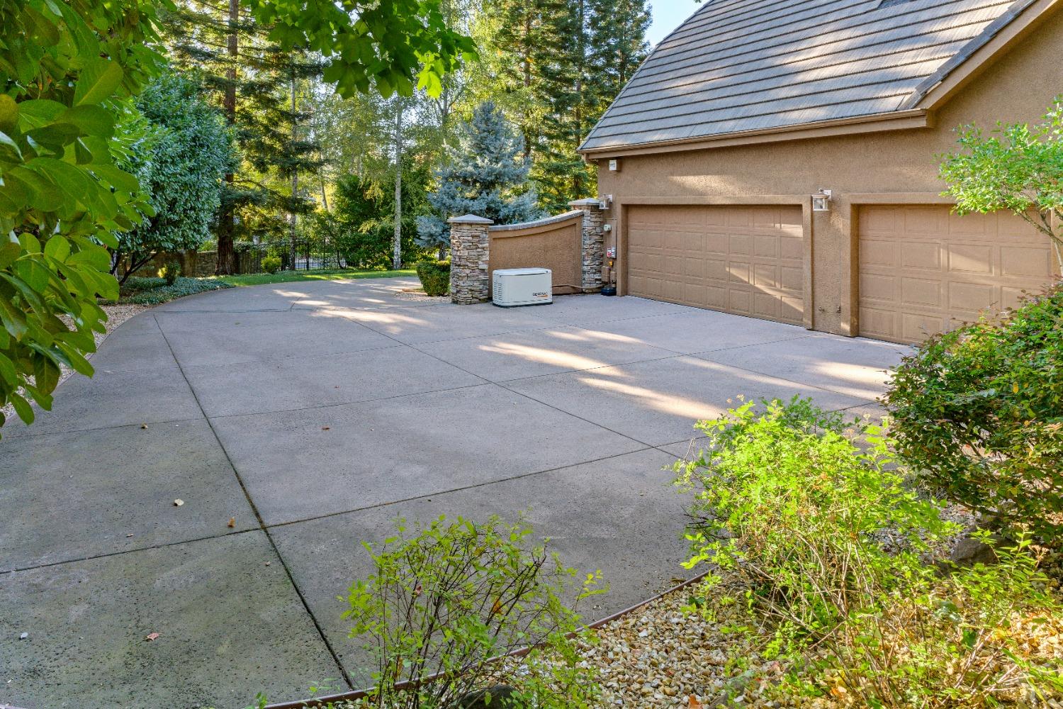 13101 Somerset Drive