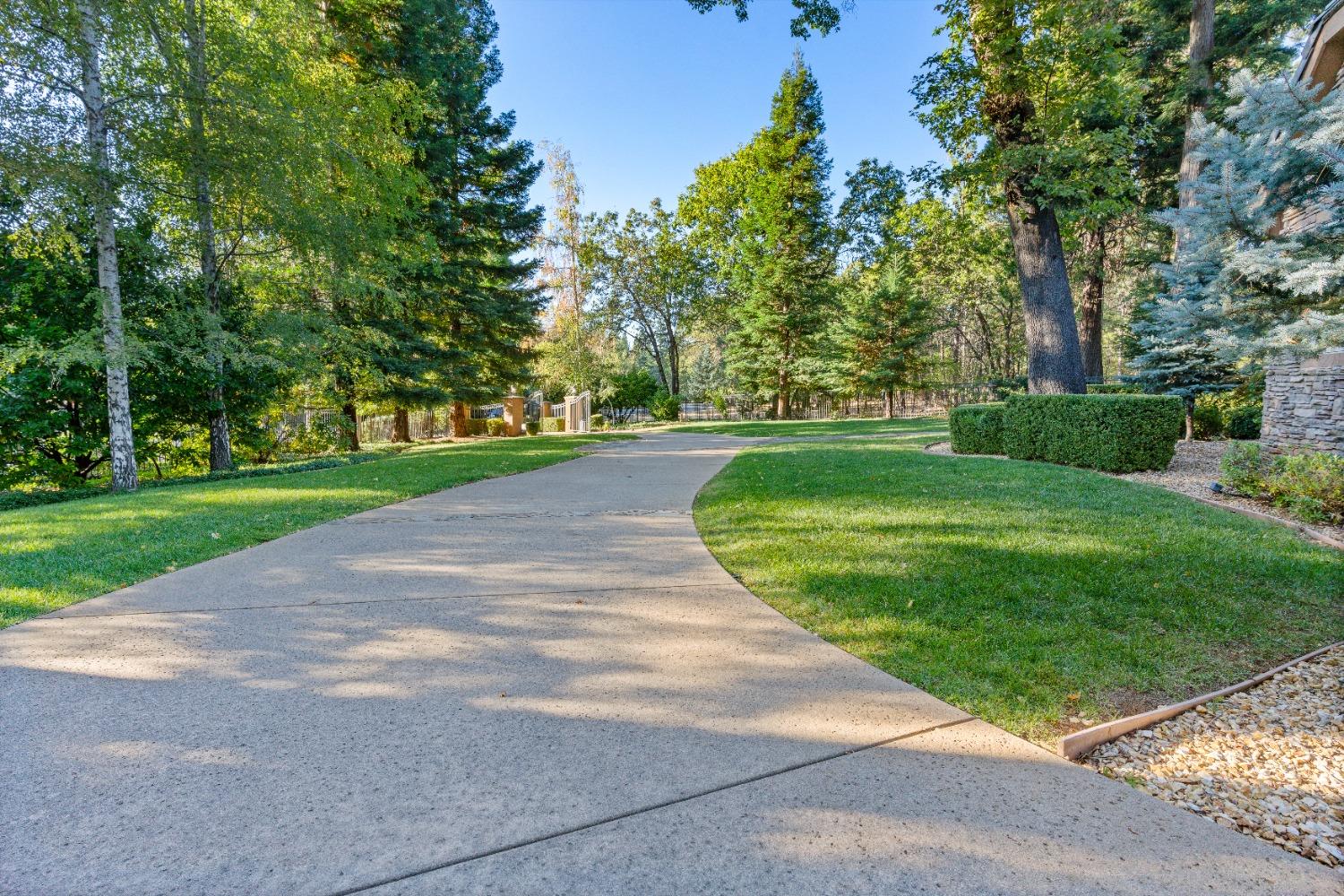 13101 Somerset Drive