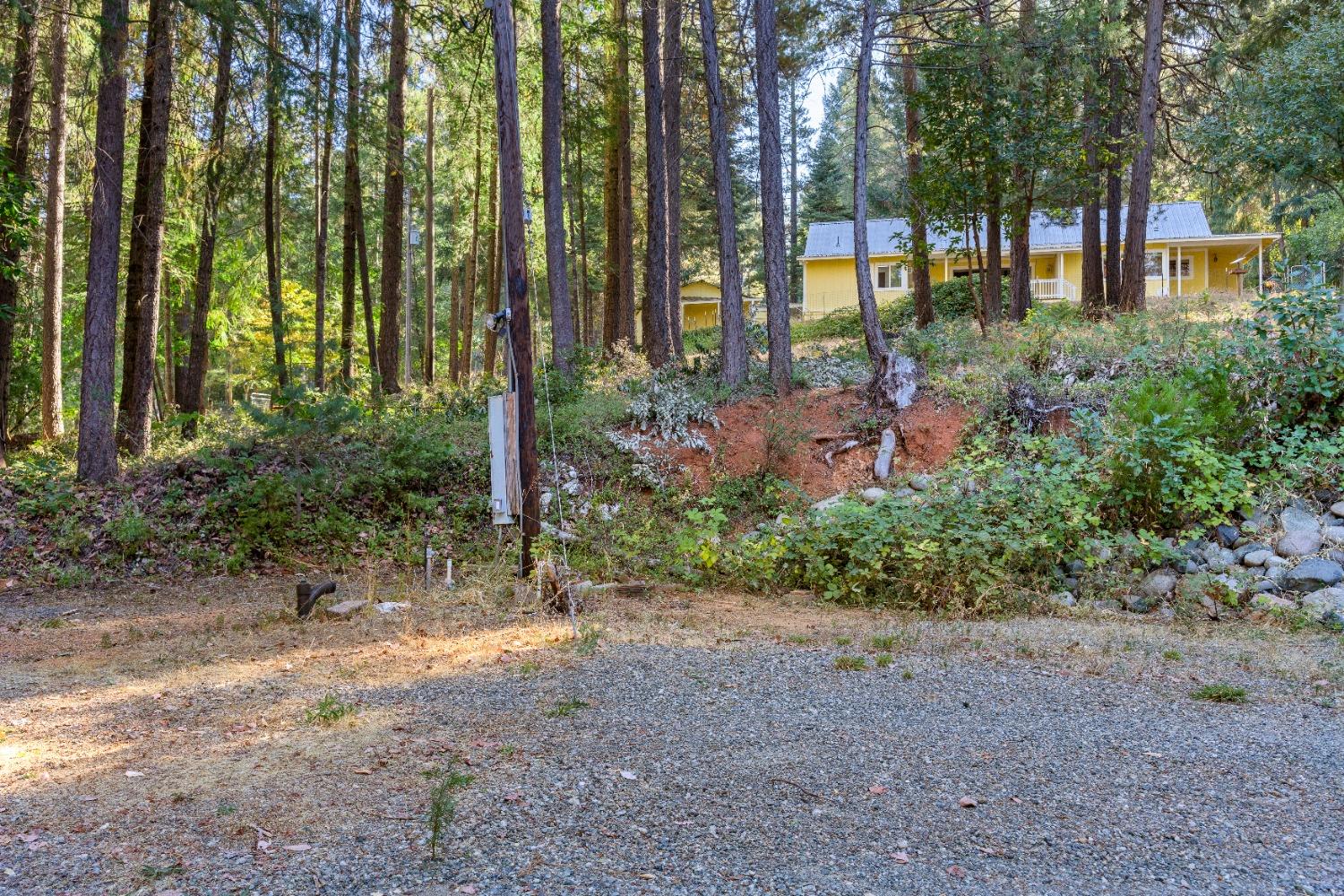 17582 New York House Road
