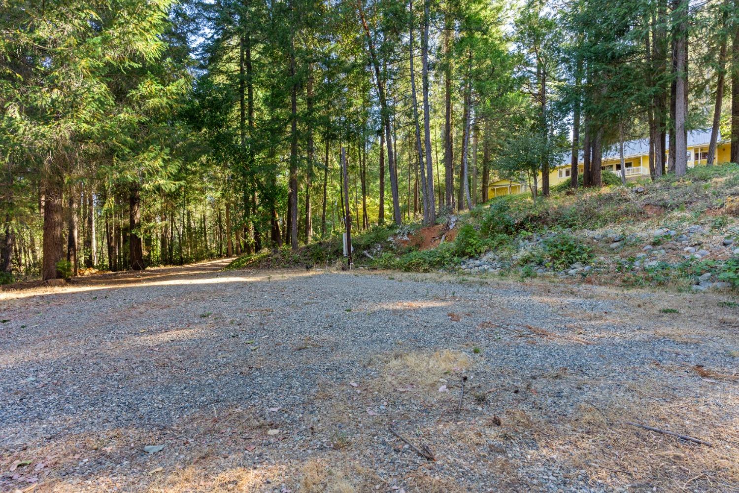 17582 New York House Road
