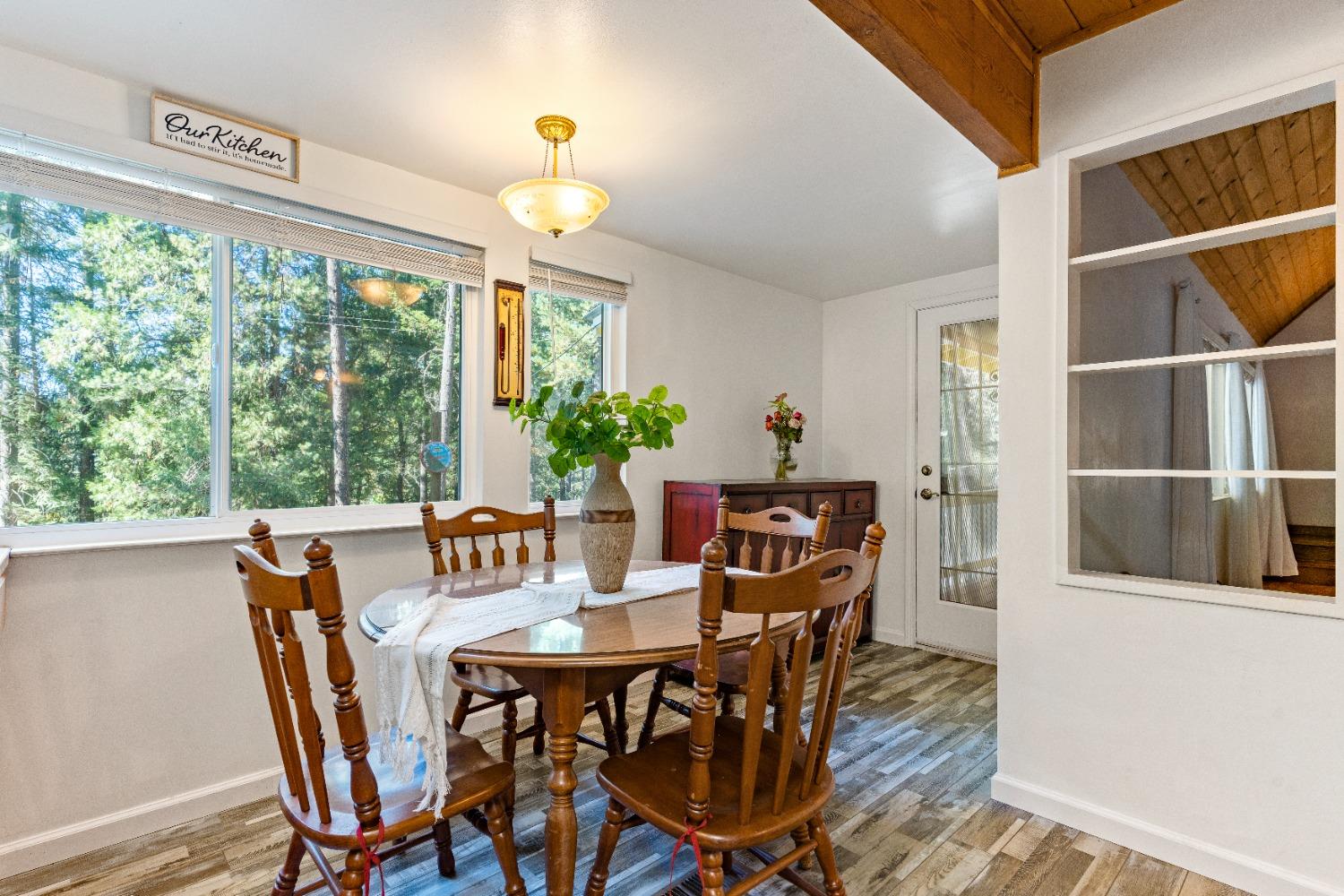 17582 New York House Road