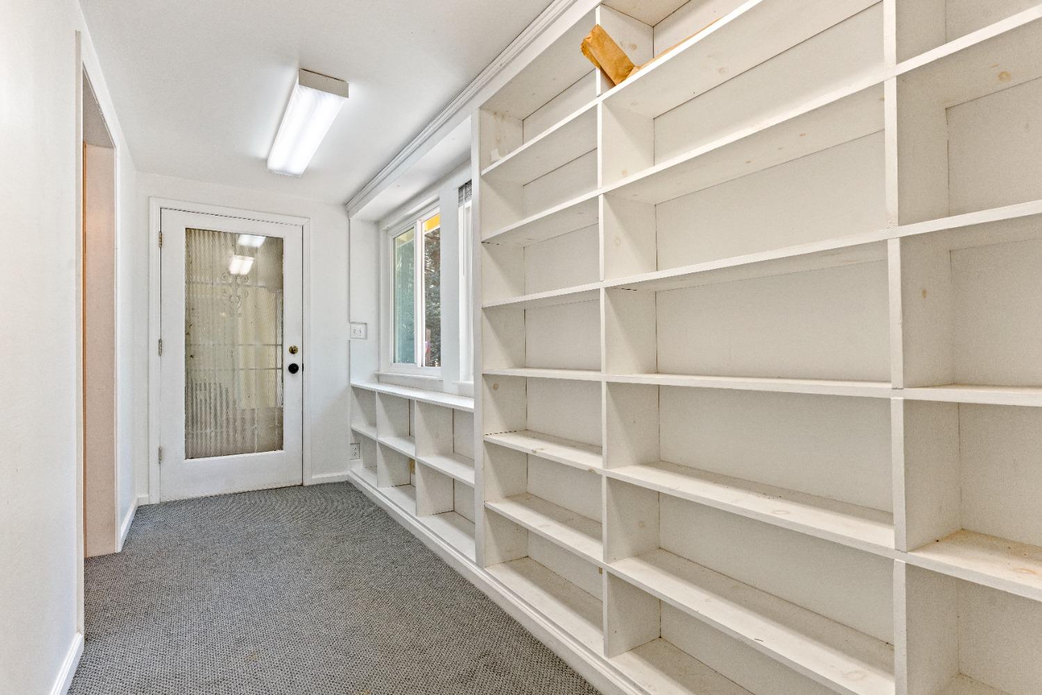 17582 New York House Road