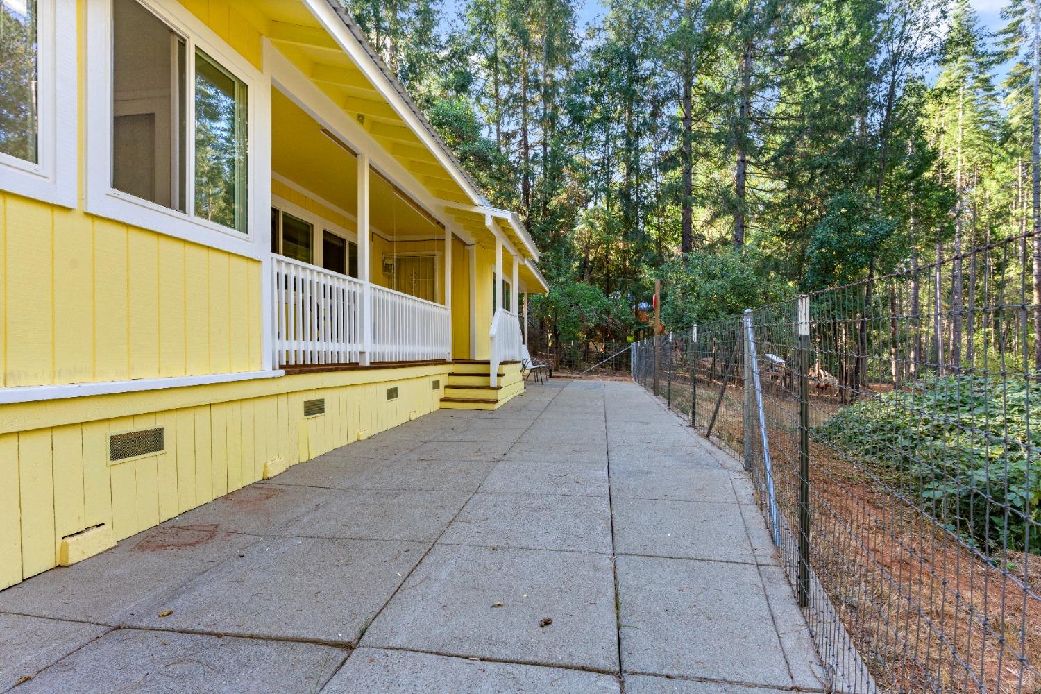 17582 New York House Road