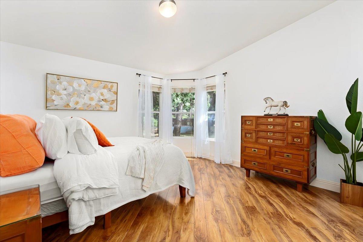 17307 New York House Road