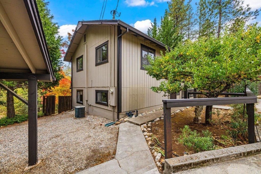 16685 Ernest Court