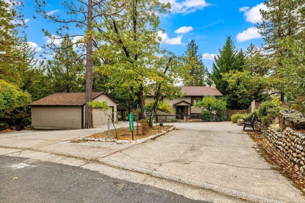 16685 Ernest Court