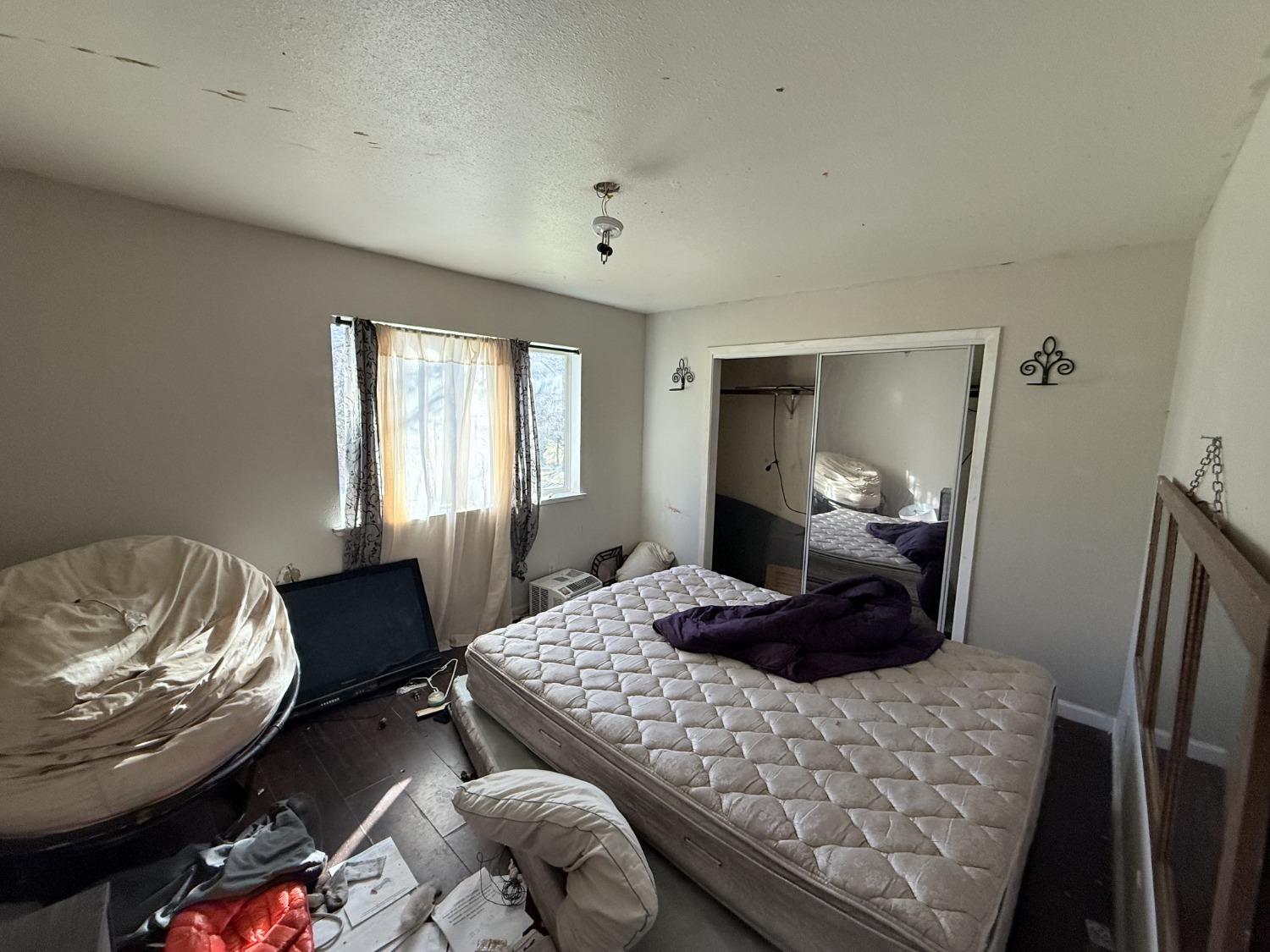 10700 Oak Drive