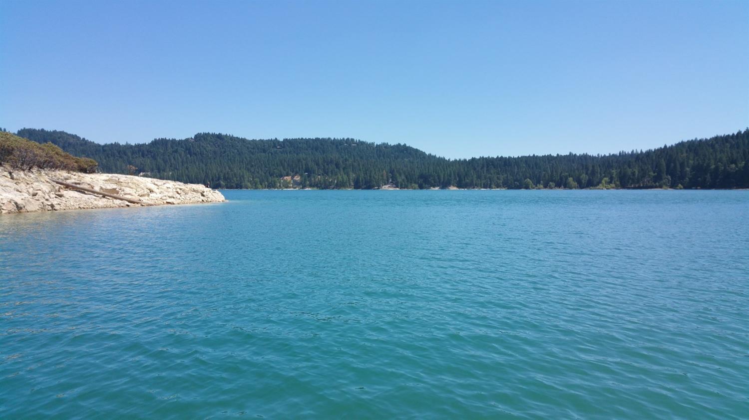 14916 Lake Lane