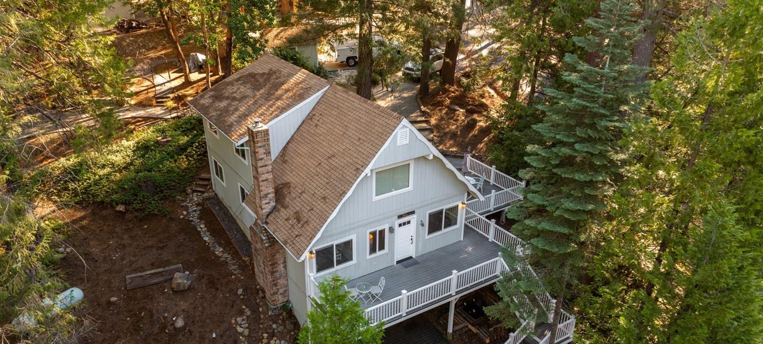 14916 Lake Lane