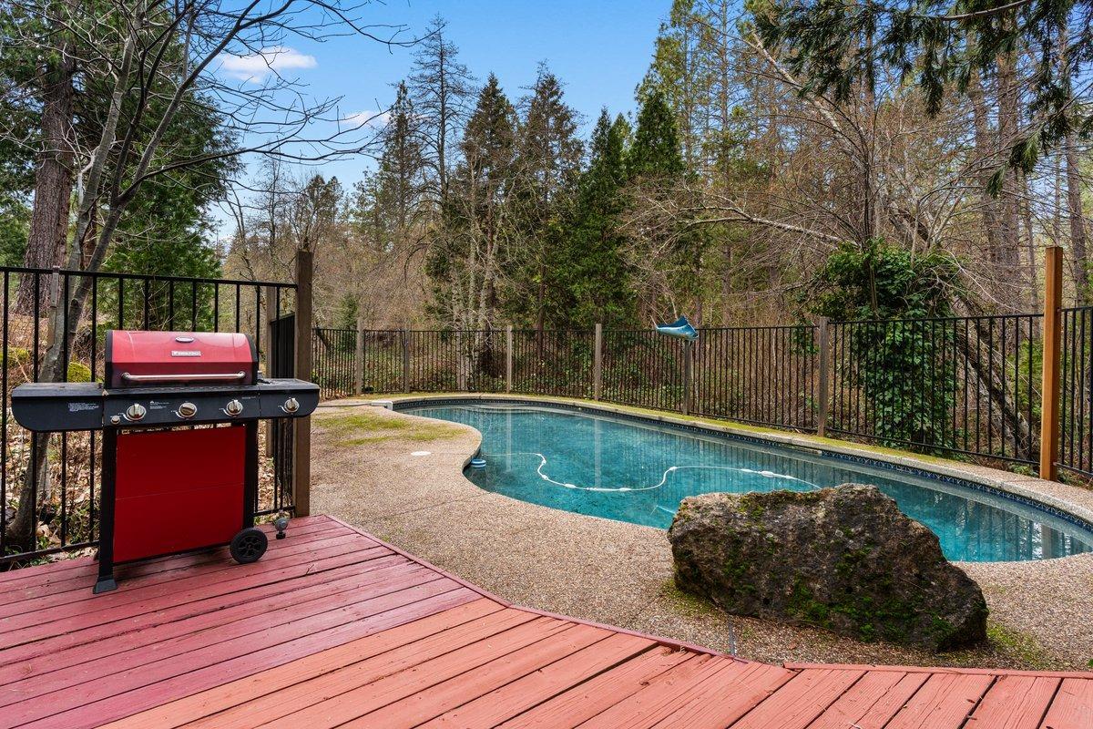 13834 Fletcher Lane