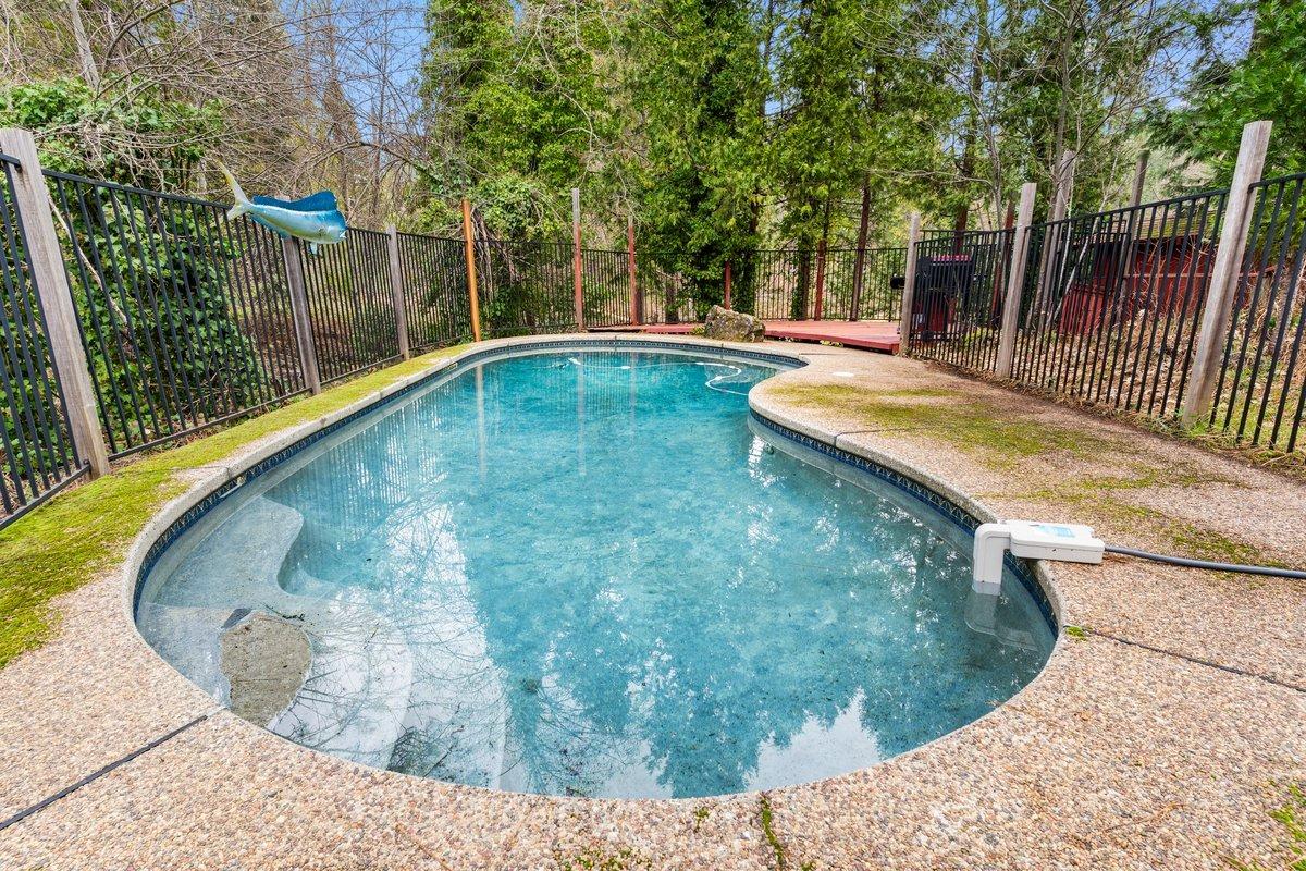 13834 Fletcher Lane