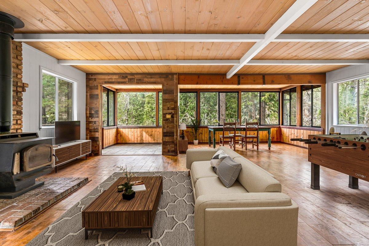 13834 Fletcher Lane