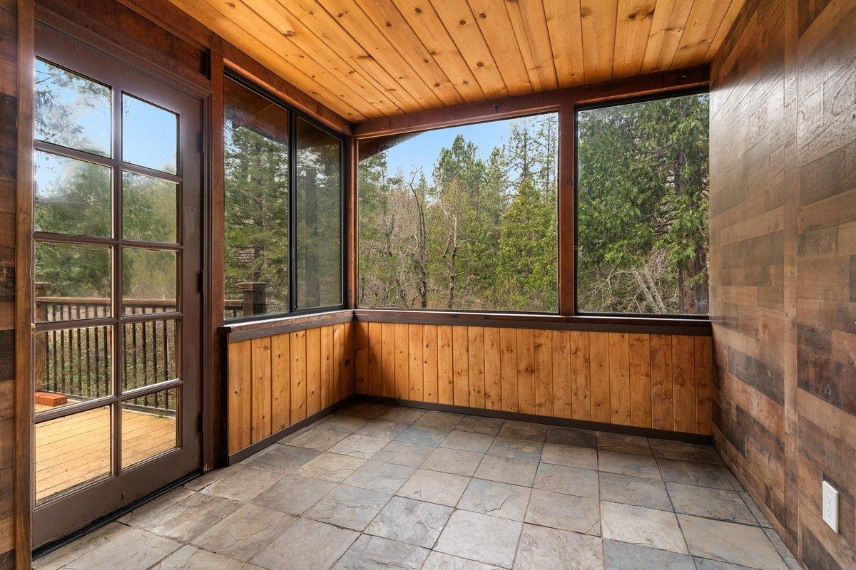 13834 Fletcher Lane