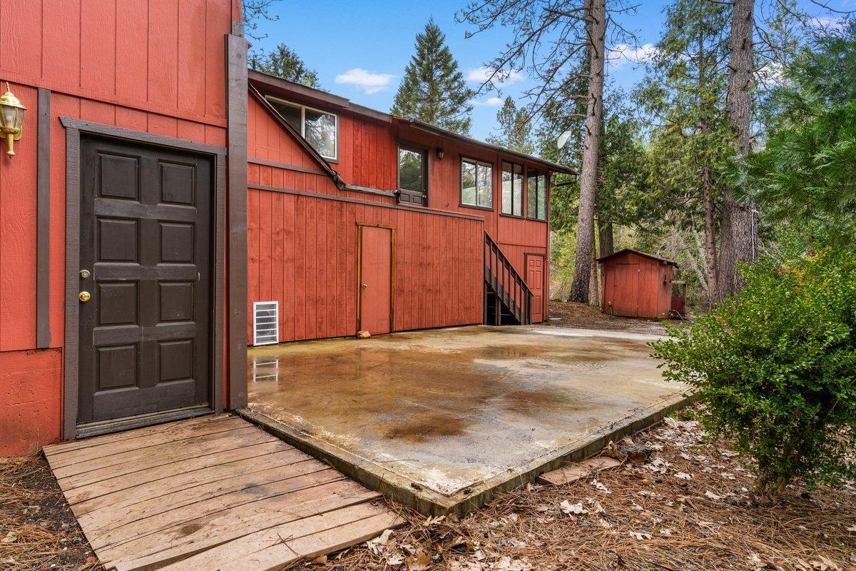 13834 Fletcher Lane