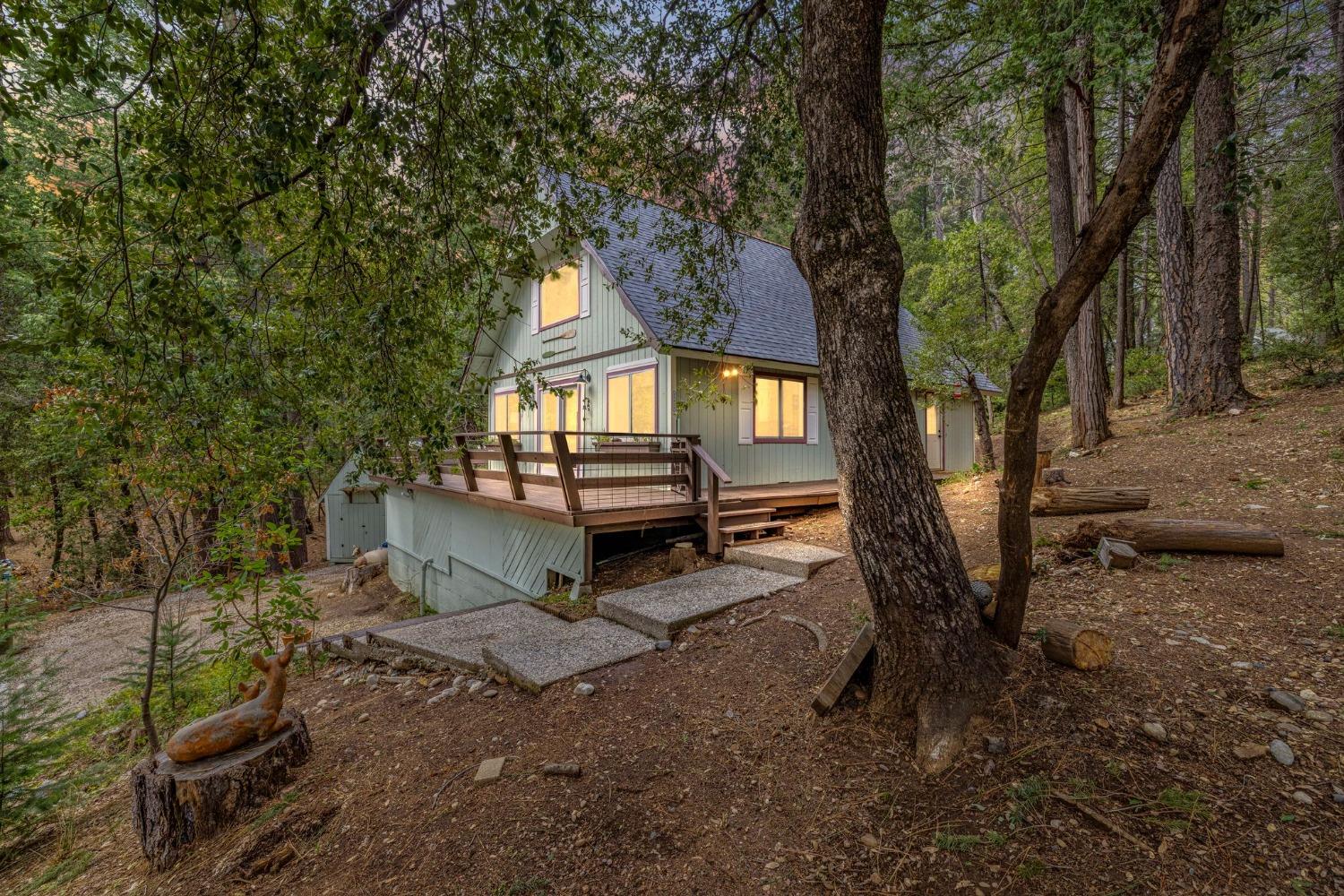 15994 Mountain View Drive