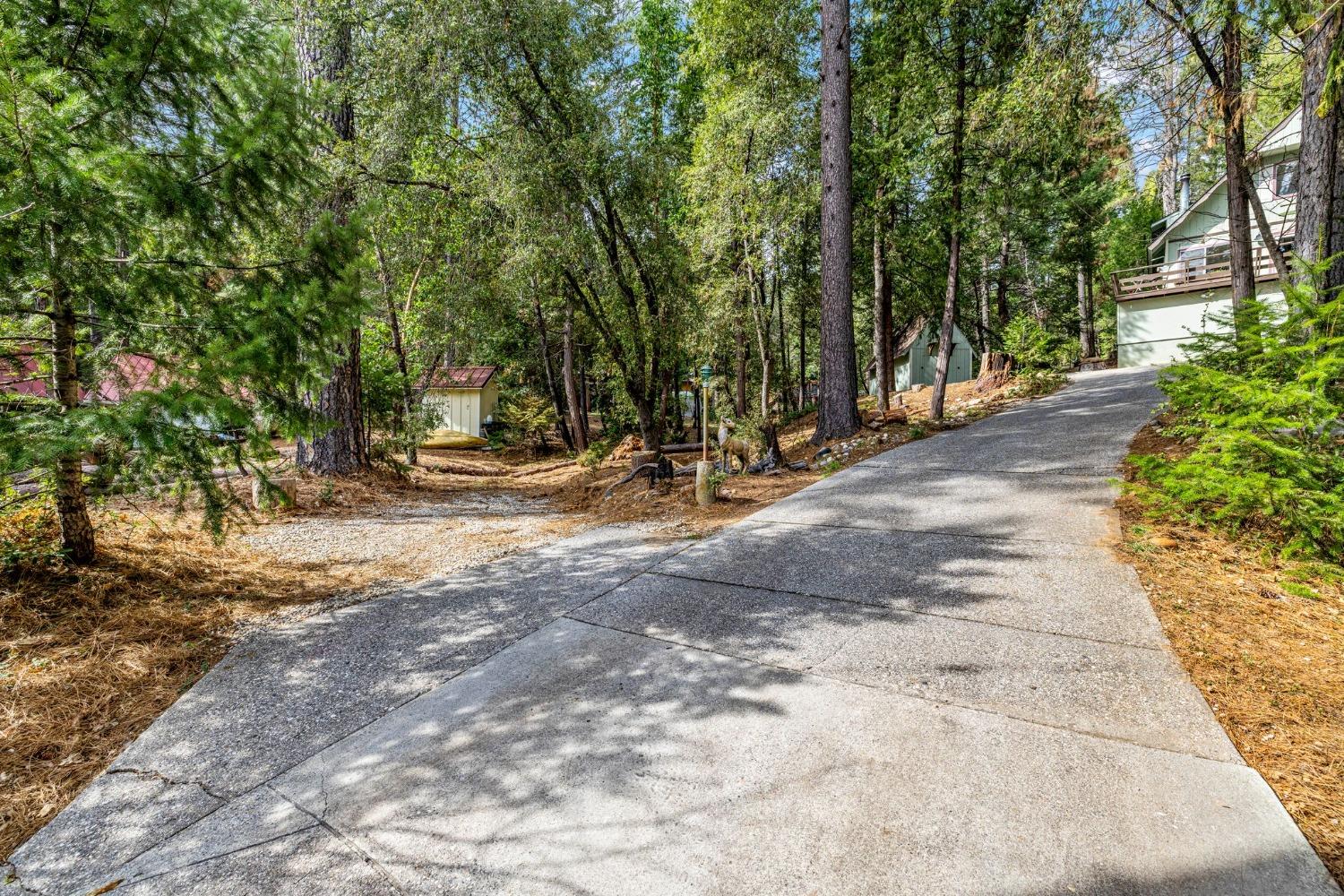 15994 Mountain View Drive