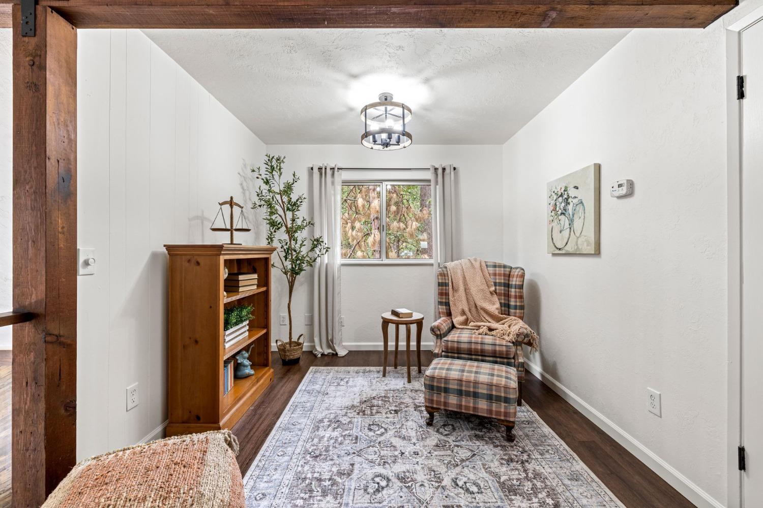 15994 Mountain View Drive