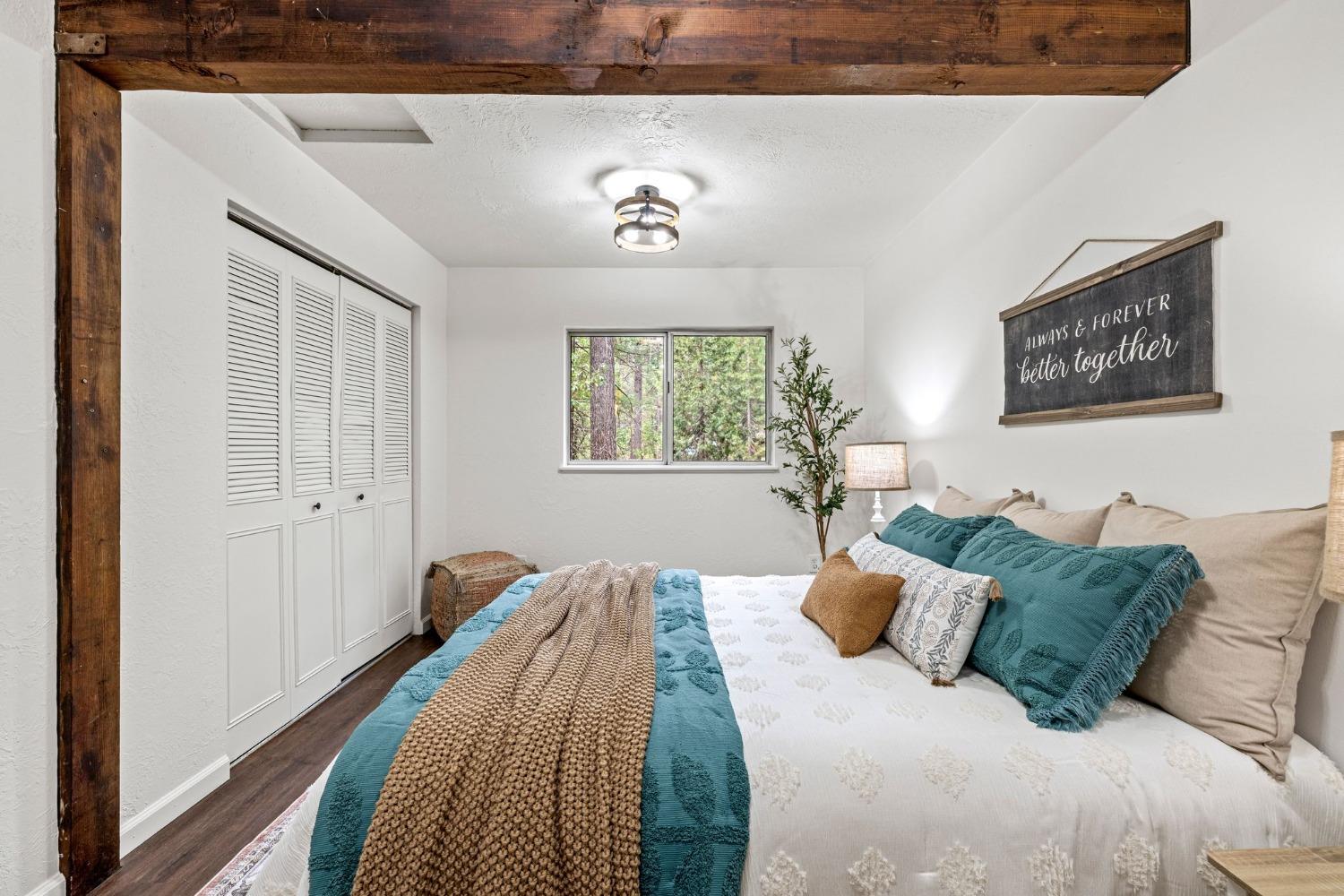 15994 Mountain View Drive