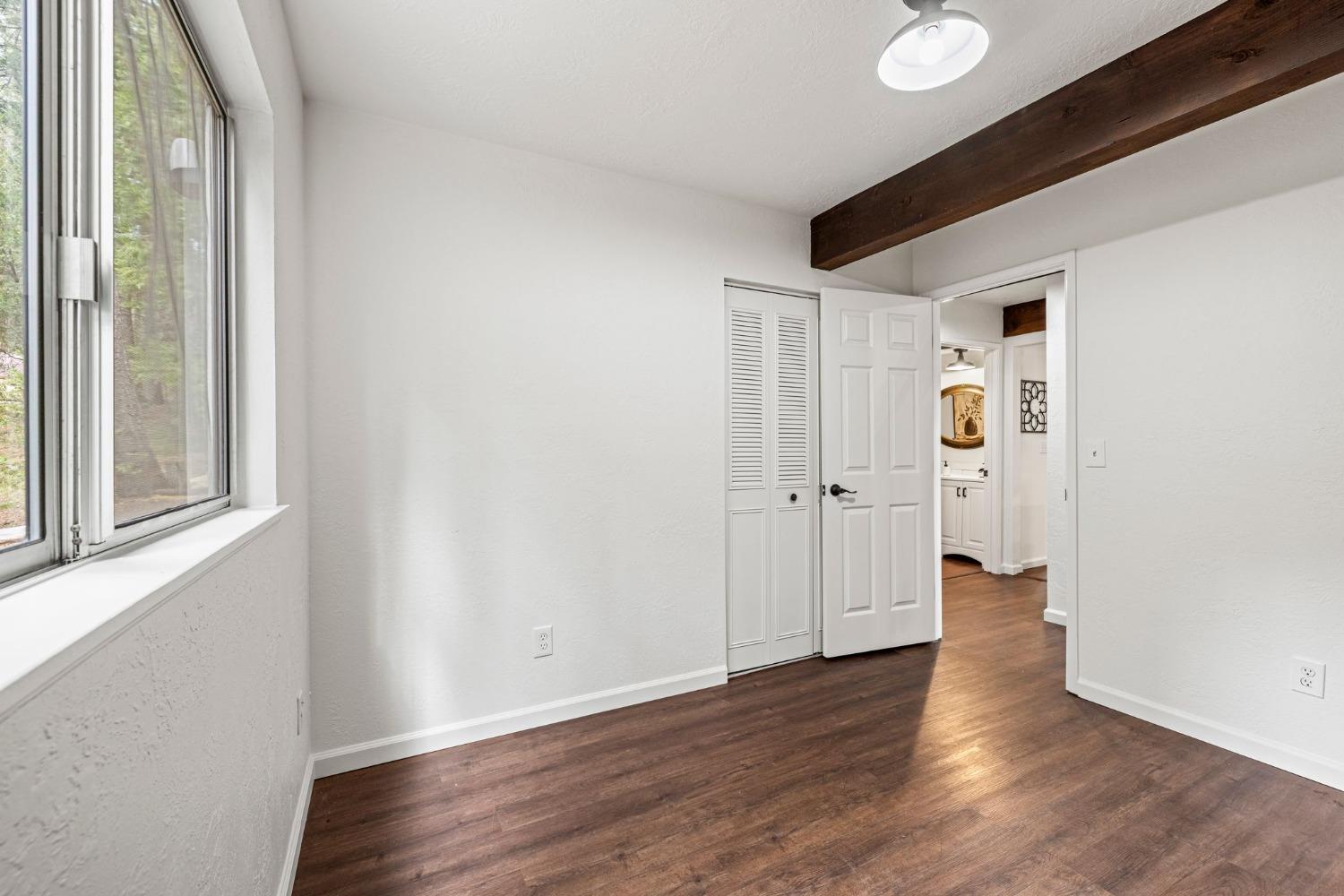 15994 Mountain View Drive