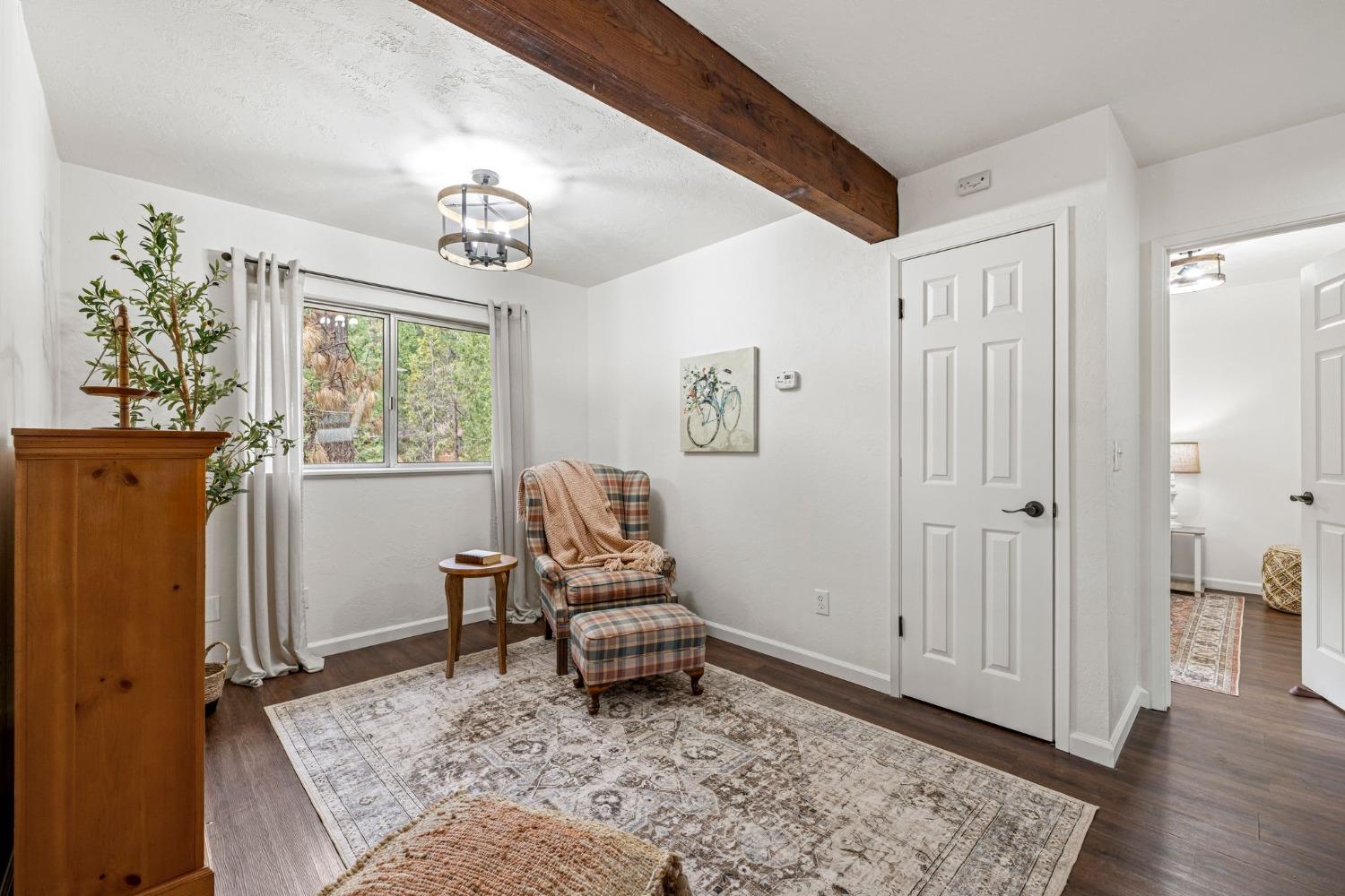 15994 Mountain View Drive