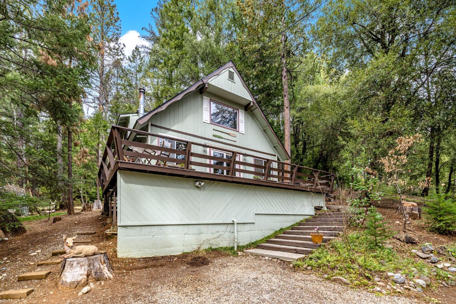 15994 Mountain View Drive